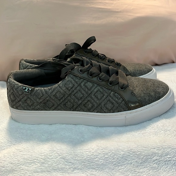 Tory Burch Shoes - Tory Burch Women’s Gray Casual Sneakers EUC